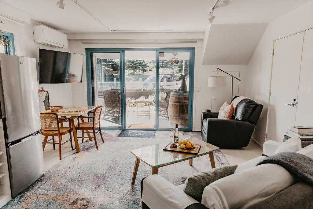Edge17 Port Fairy Wharf Apartment Bagian luar foto